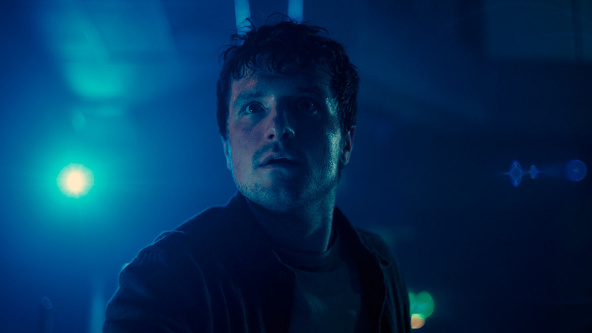 'Hunger Games'-stjärnan Josh Hutcherson i skräckfilmen ''Five Nights at Freddy’s' som hade premiär i fredags.