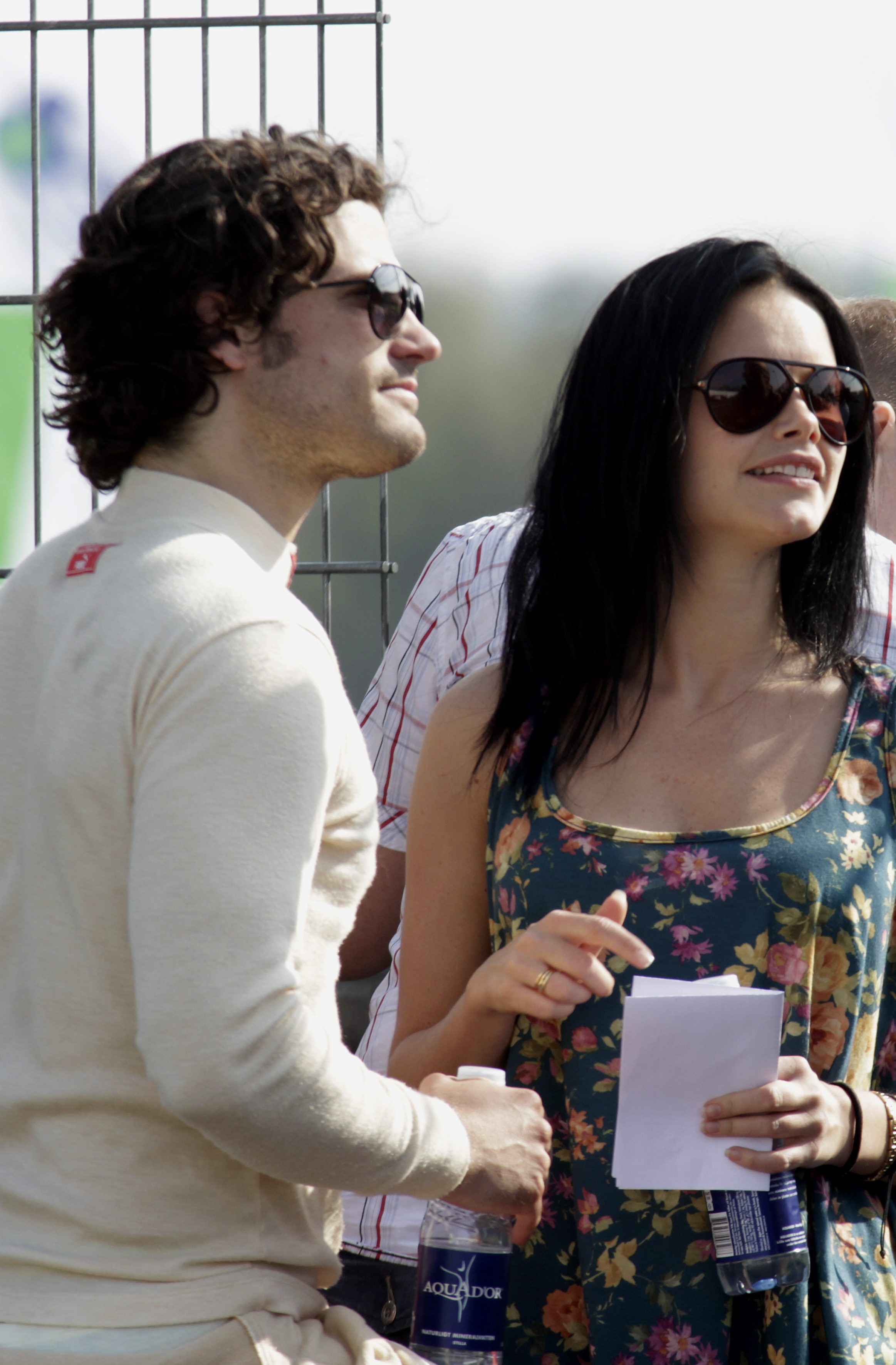 Carl Philip och Sofia Hellqvist har träffats sedan sommaren 2009. Carl Philip och Sofia Hellqvist har träffats sedan sommaren 2009.