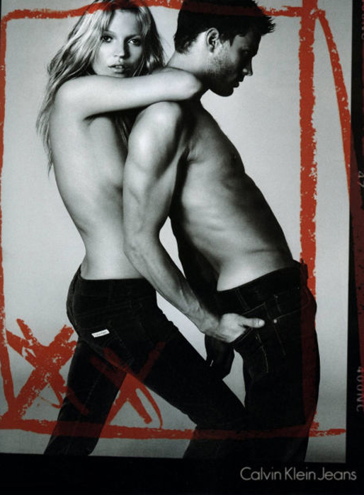 Jamie Dornan och Kate Moss för Calvin Klein Jeans år 2005. Jamie Dornan och Kate Moss för Calvin Klein Jeans år 2005.