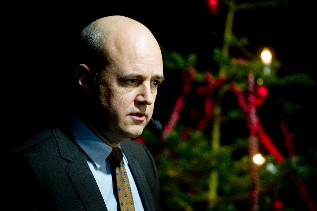 Fredrik Reinfeldt har lovat att satsa 120 miljoner kronor till insatser som motverkar hedersrelaterat våld och förtryck fram till 2014.