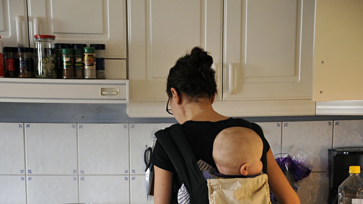 Ta hand om barn och laga mat – den eviga kvinnorollen?