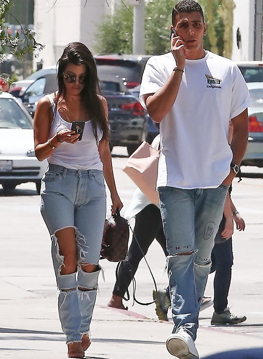 Paret fotograferades efter en shoppingrunda i Beverly Hills. Paret fotograferades efter en shoppingrunda i Beverly Hills.