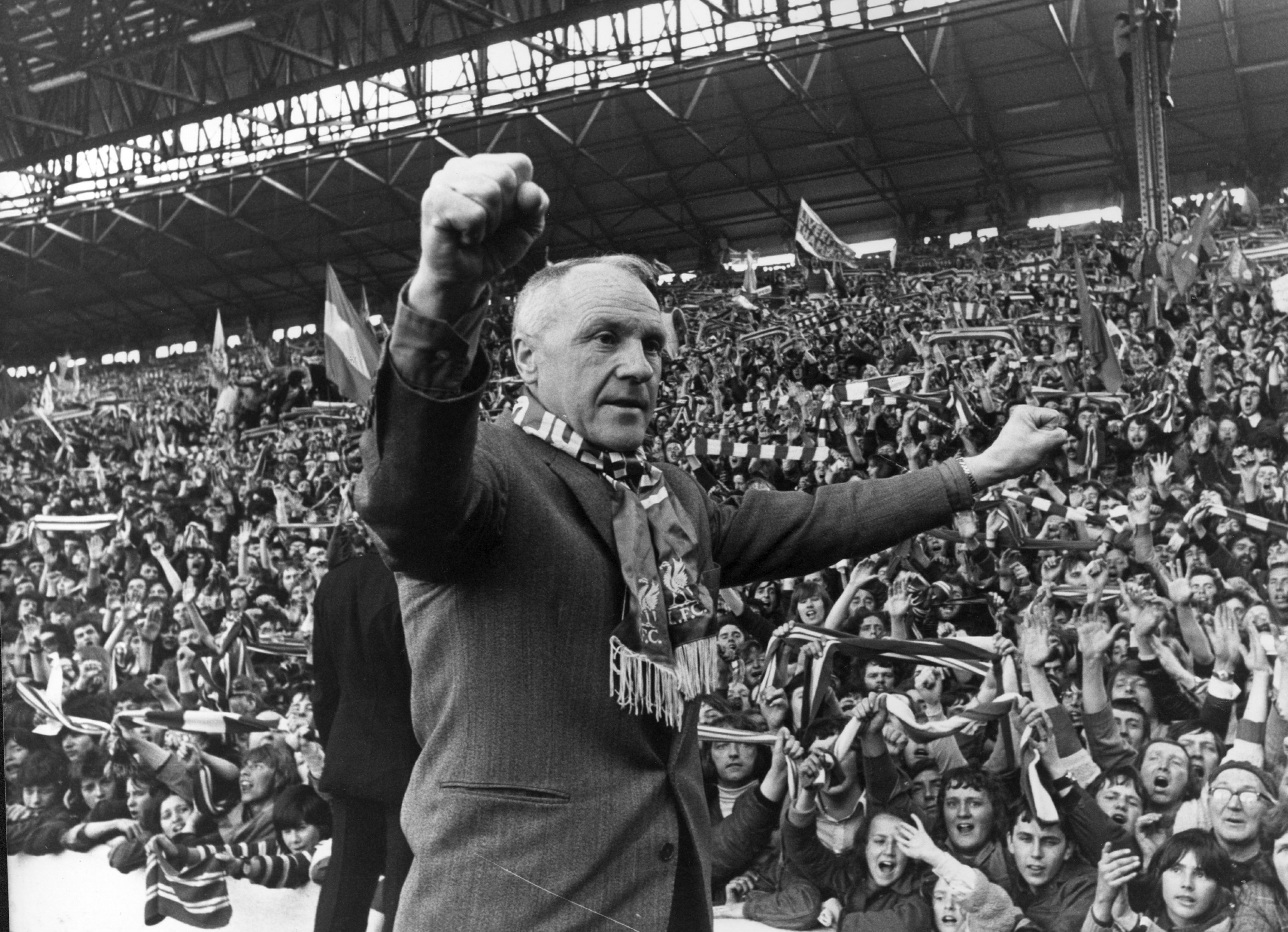 Lagets leds av Liverpools tränare Bill Shankly var socialist in i benmärgen: "Socialismen som jag tror på är att alla jobbar för samma mål och alla delar på frukten av arbetet. Det är så jag ser på fotboll, det är så jag ser på livet." Lagets leds av Liverpools tränare Bill Shankly var socialist in i benmärgen: "Socialismen som jag tror på är att alla jobbar för samma mål och alla delar på frukten av arbetet. Det är så jag ser på fotboll, det är så jag ser på livet."