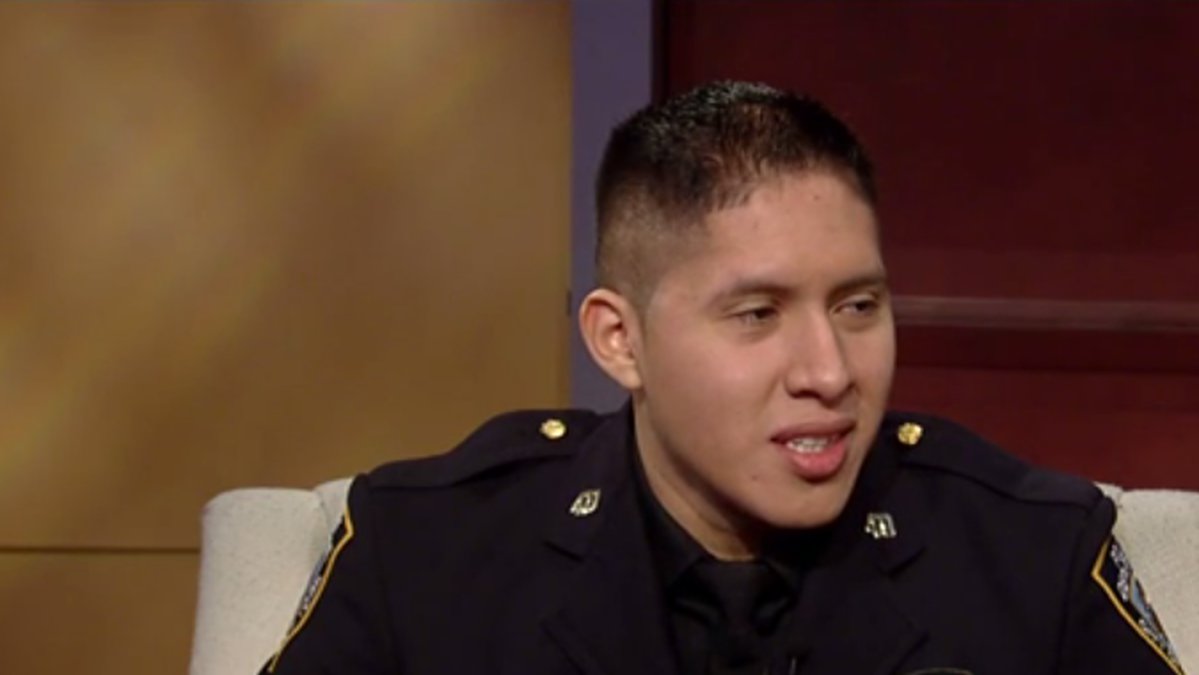 Christian Campoverde jobbar som polis i New York.