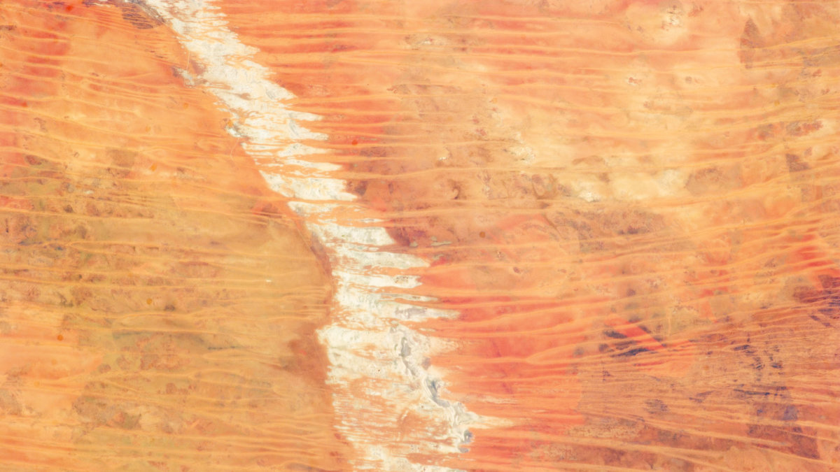 Sanddyner i Australiens stora öken togs i våras av en austronaut på Nasas Internationella rymdstation. 