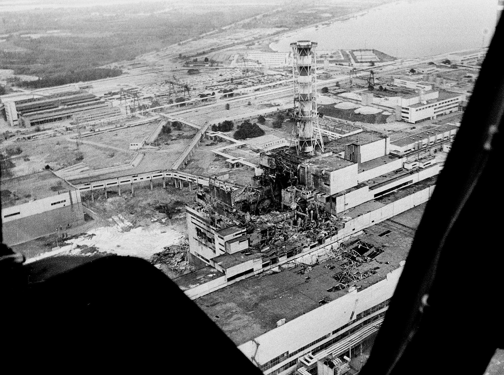 Olyckan inträffade lördagen 26 april 1986 klockan 01.23.45, när reaktor 4 i kärnkraftverket Tjernobyl förstördes genom en explosion.