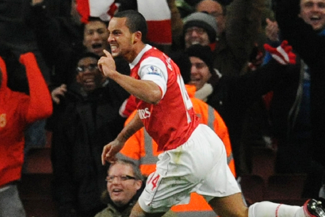 Theo Walcott, som inte lyckats ta en ordinarie plats i "The Gunners", fick chansen från start och det var ett bra beslut av tränaren Arsene Wenger. Engelsmannen låg bakom mycket i anfallsväg och gjorde själv ett mål. Theo Walcott, som inte lyckats ta en ordinarie plats i "The Gunners", fick chansen från start och det var ett bra beslut av tränaren Arsene Wenger. Engelsmannen låg bakom mycket i anfallsväg och gjorde själv ett mål.