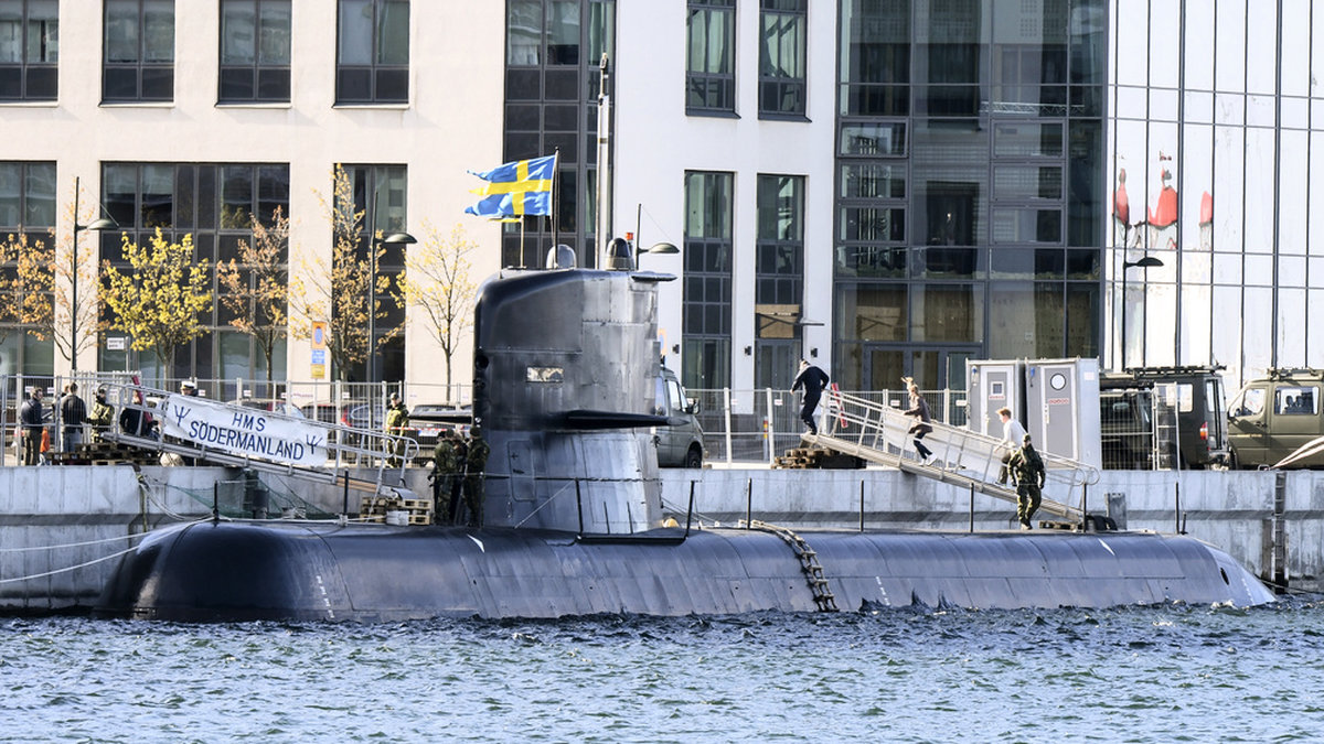 Den svenska ubåten HMS Södermanland vid kaj i Malmö 2017. Enligt Sydöstran ska ubåten ha vält under en olycka på ett varv i Karlskrona. Arkivbild.