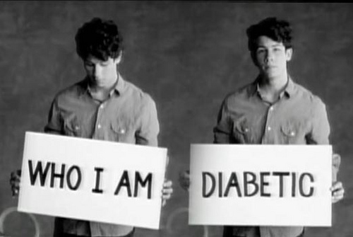 Nick Jonas har diabetes. Nick Jonas har diabetes.