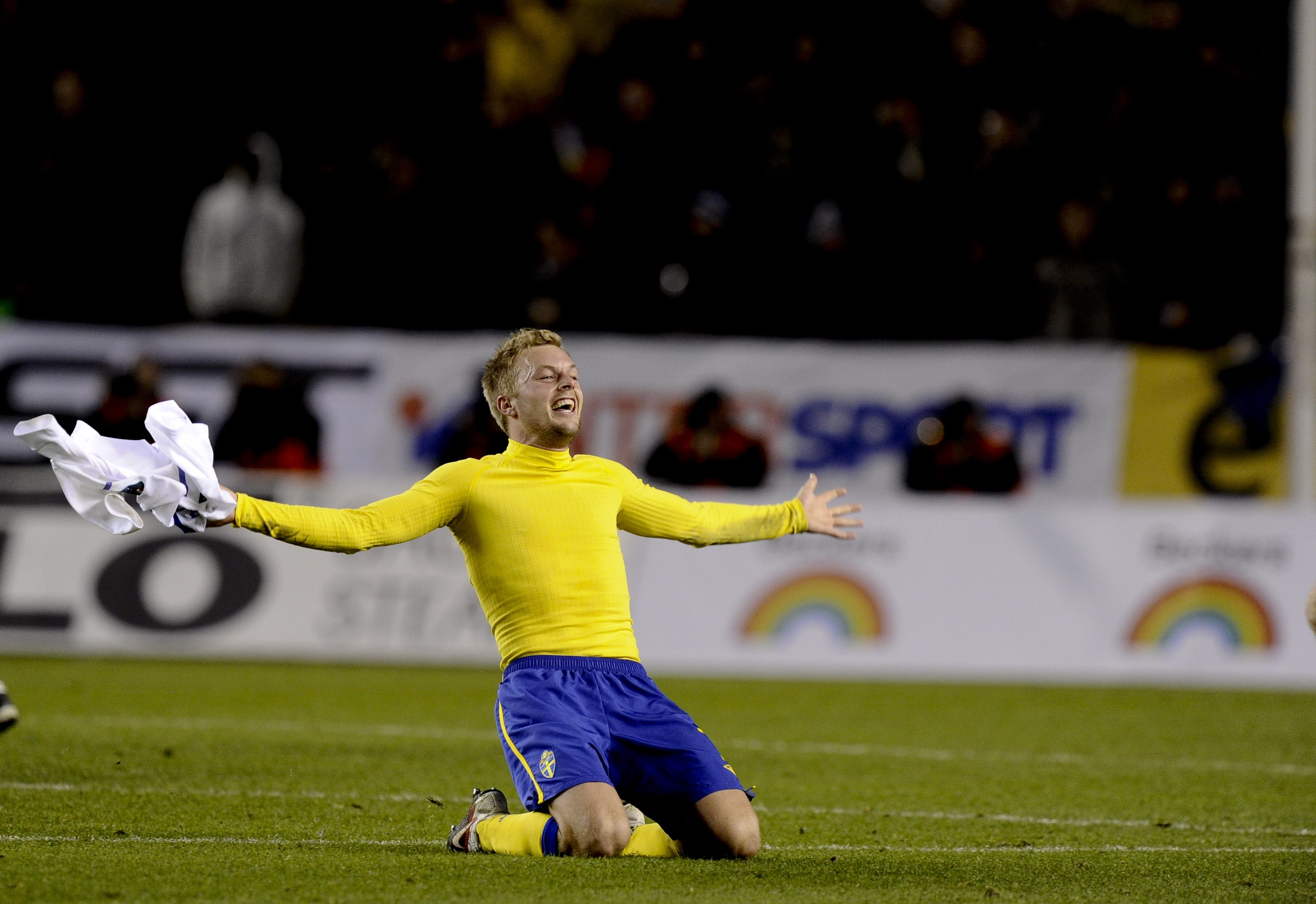 Sebastian Larsson har under EM-kvalet tagit en relativt glasklar plats på det svenska mittfältet. Sebastian Larsson har under EM-kvalet tagit en relativt glasklar plats på det svenska mittfältet.