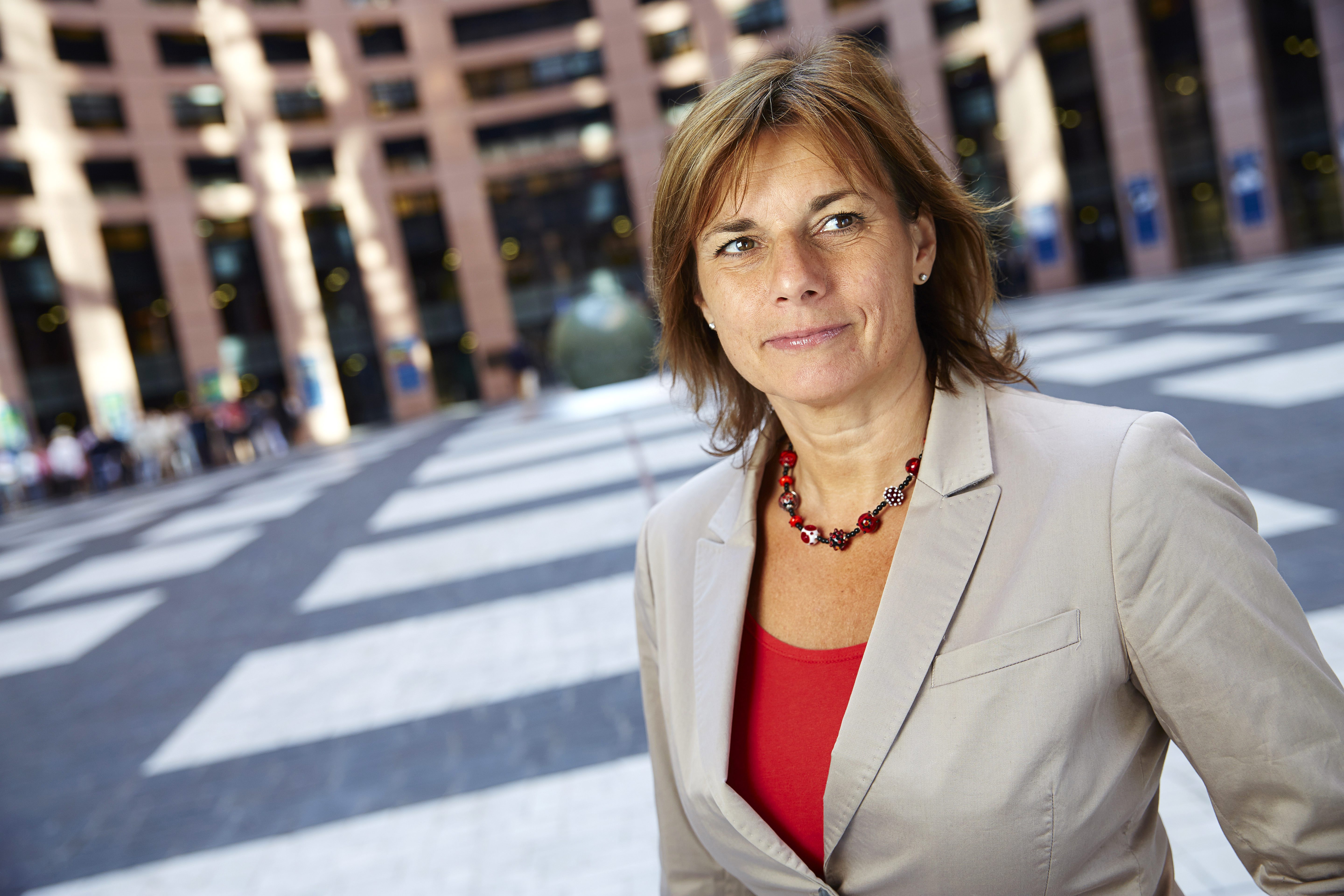 Isabella Lövin (MP), biståndsminister. Isabella Lövin (MP), biståndsminister.