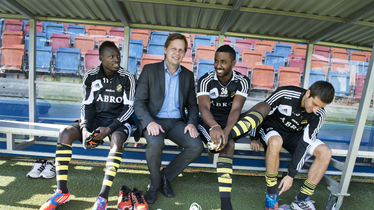 AIK värvade spelare för 15,1 miljoner den här säsongen, däribland Henok Goitom.
