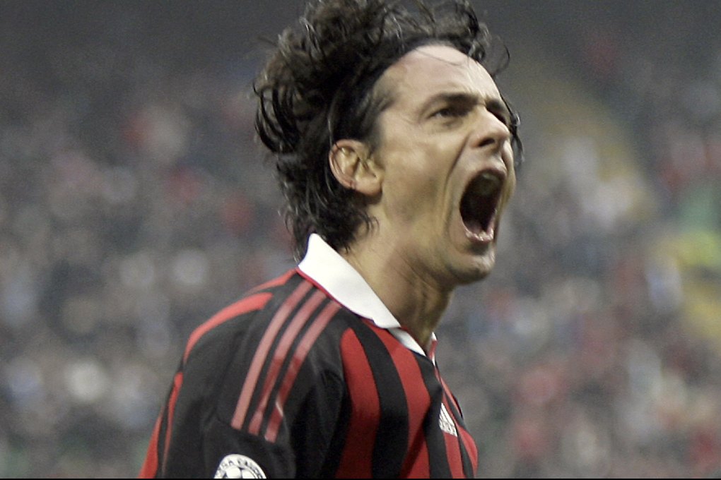 Filippo Inzaghi blir kvar i Milan.