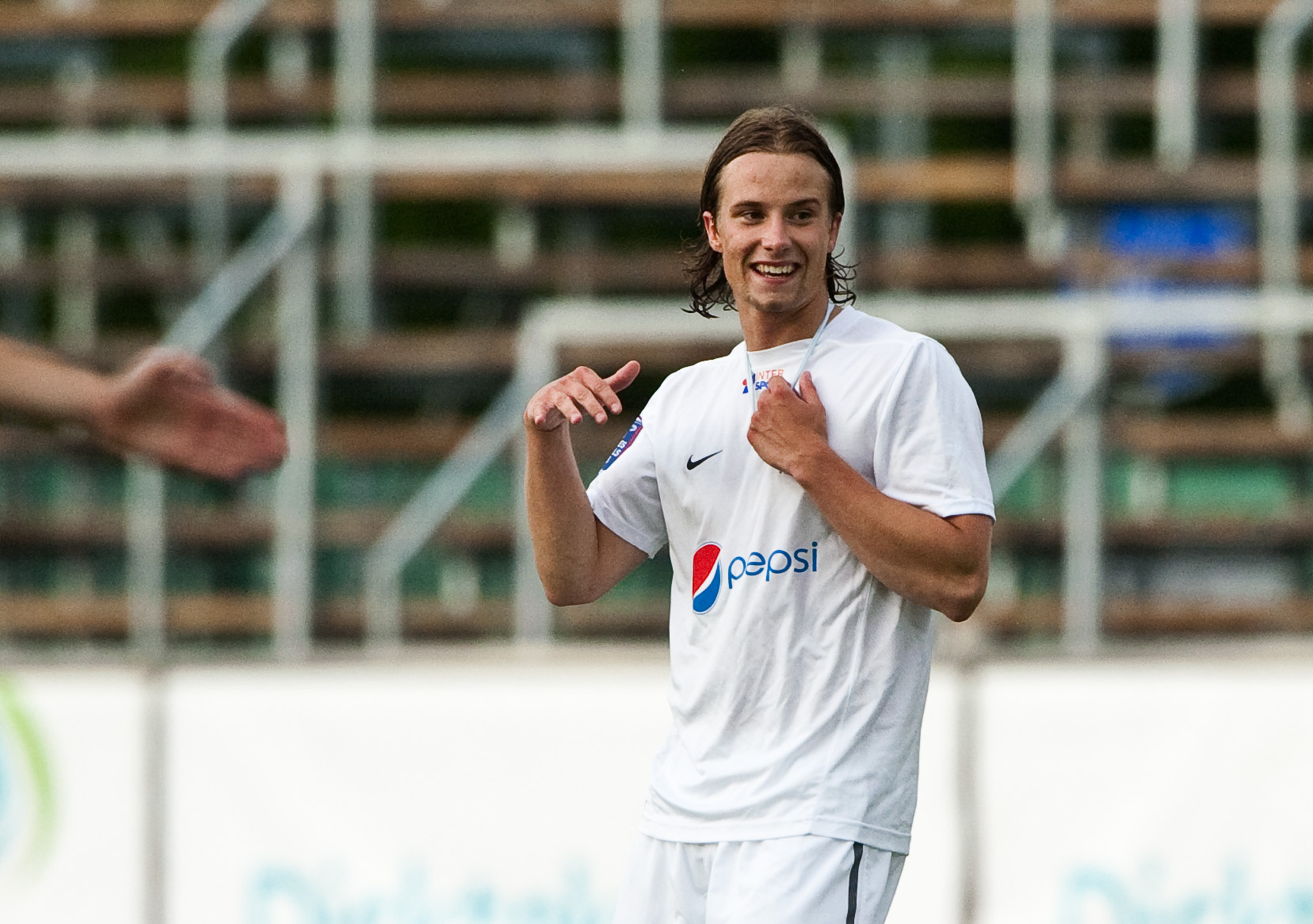 Linus Hallenius e il più bel gol nella storia del calcio Footbola