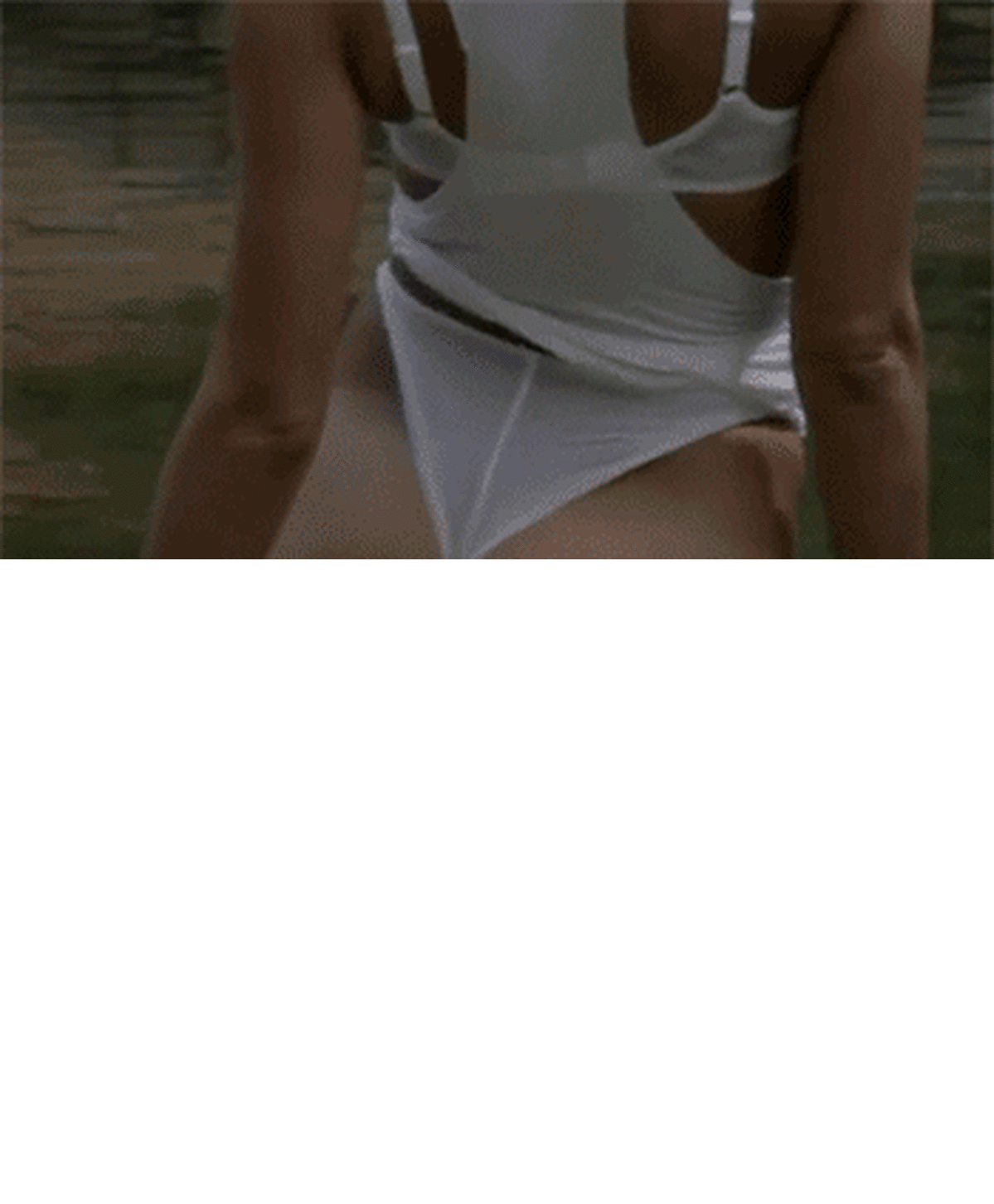 Irina Shayk i vita underkläder.