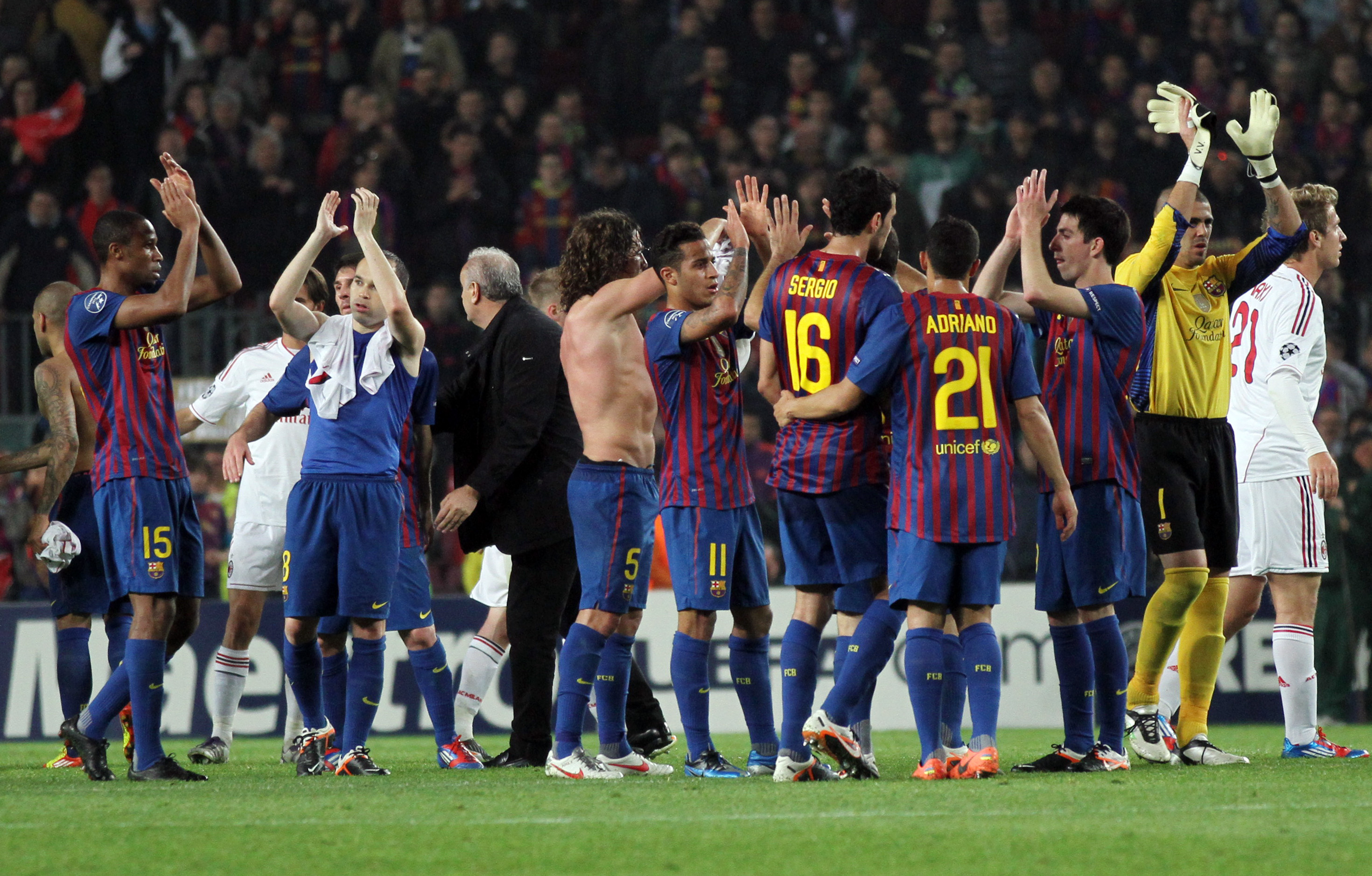 Barça tackar fansen efter att laget tagit sig till semifinal. Barça tackar fansen efter att laget tagit sig till semifinal.
