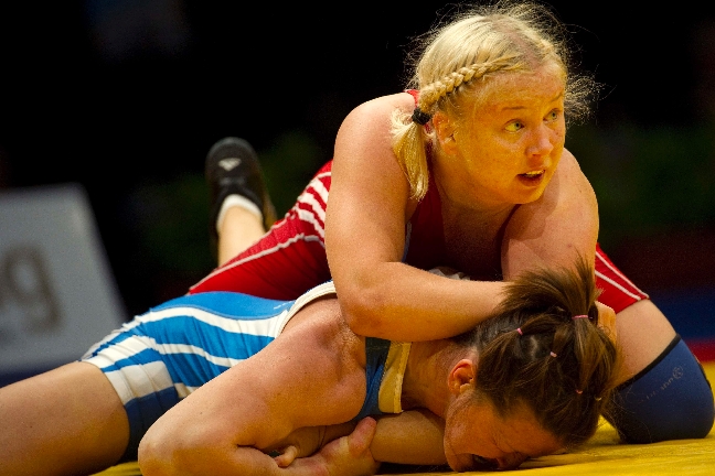 Henna Johansson tog EM-guld i sin viktklass. Lettiskan Kristina Orbov besegrades enkelt i den första matchen.