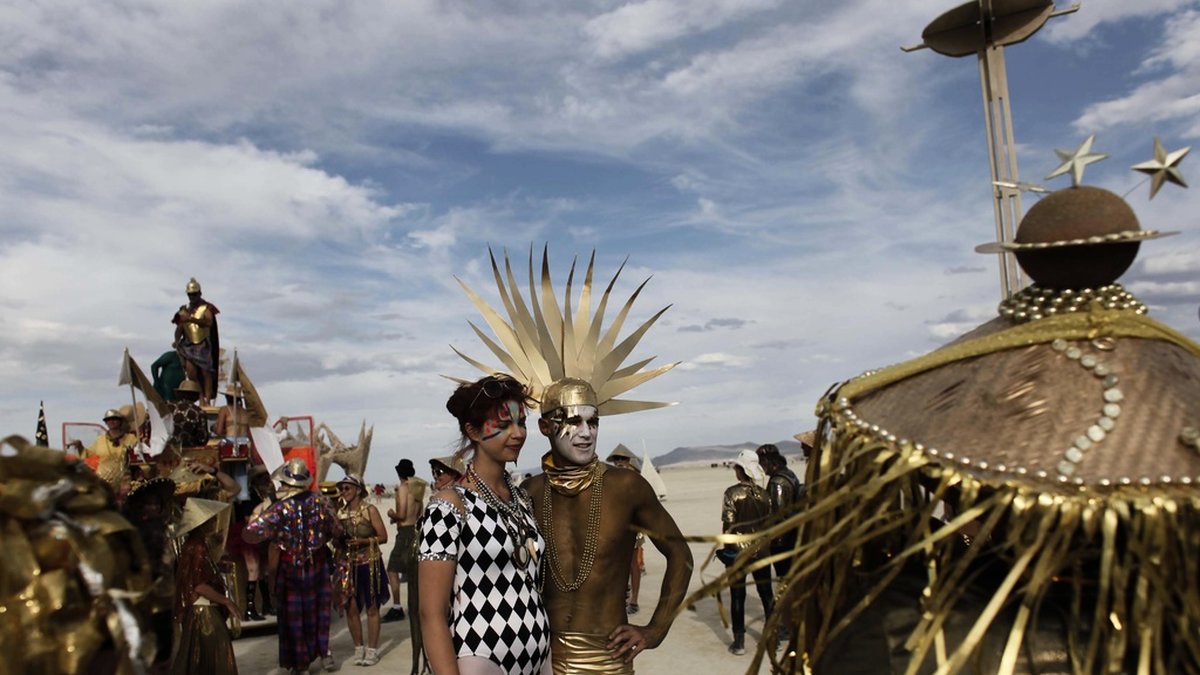 Burning Man-besökare vid en tidigare festival.