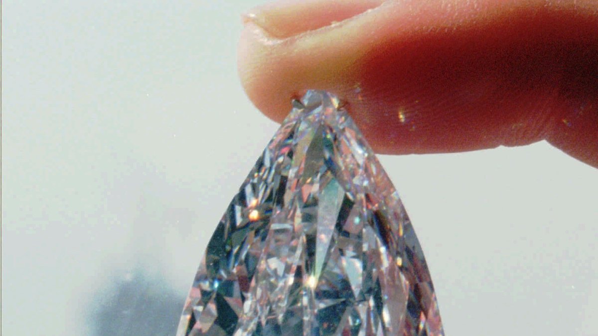 En diamantkälla som hittats ska enligt ryska myndigheter räcka i 3 000 år.