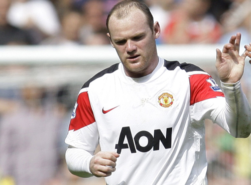 Rooney stängs av i två matcher.