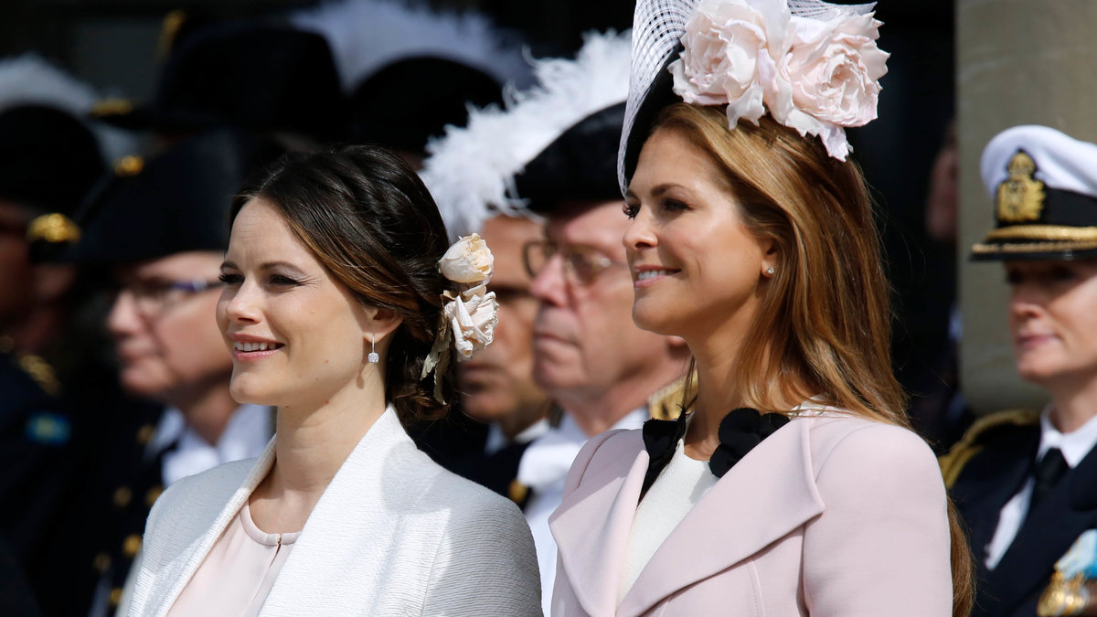 Prinsessan Sofia bredvid prinsessan Madeleine som är involverad i maken Chris O'Neills bolag.