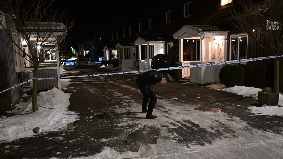 En explosion har inträffat i ett radhusområde i Tynnered i Göteborg natten till lördag. 