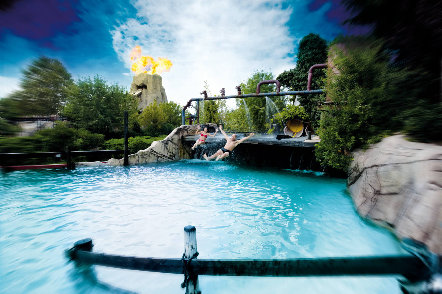 Och en vattenpark som heter Caneva Aquapark. Och en vattenpark som heter Caneva Aquapark.
