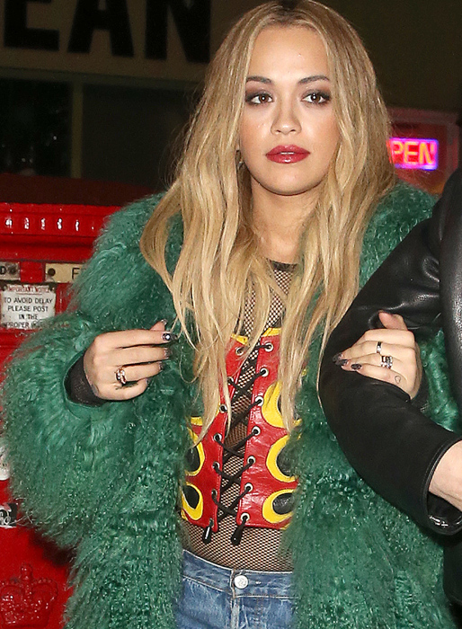 Rita Ora på nattklubb i Soho, London. Rita Ora på nattklubb i Soho, London.