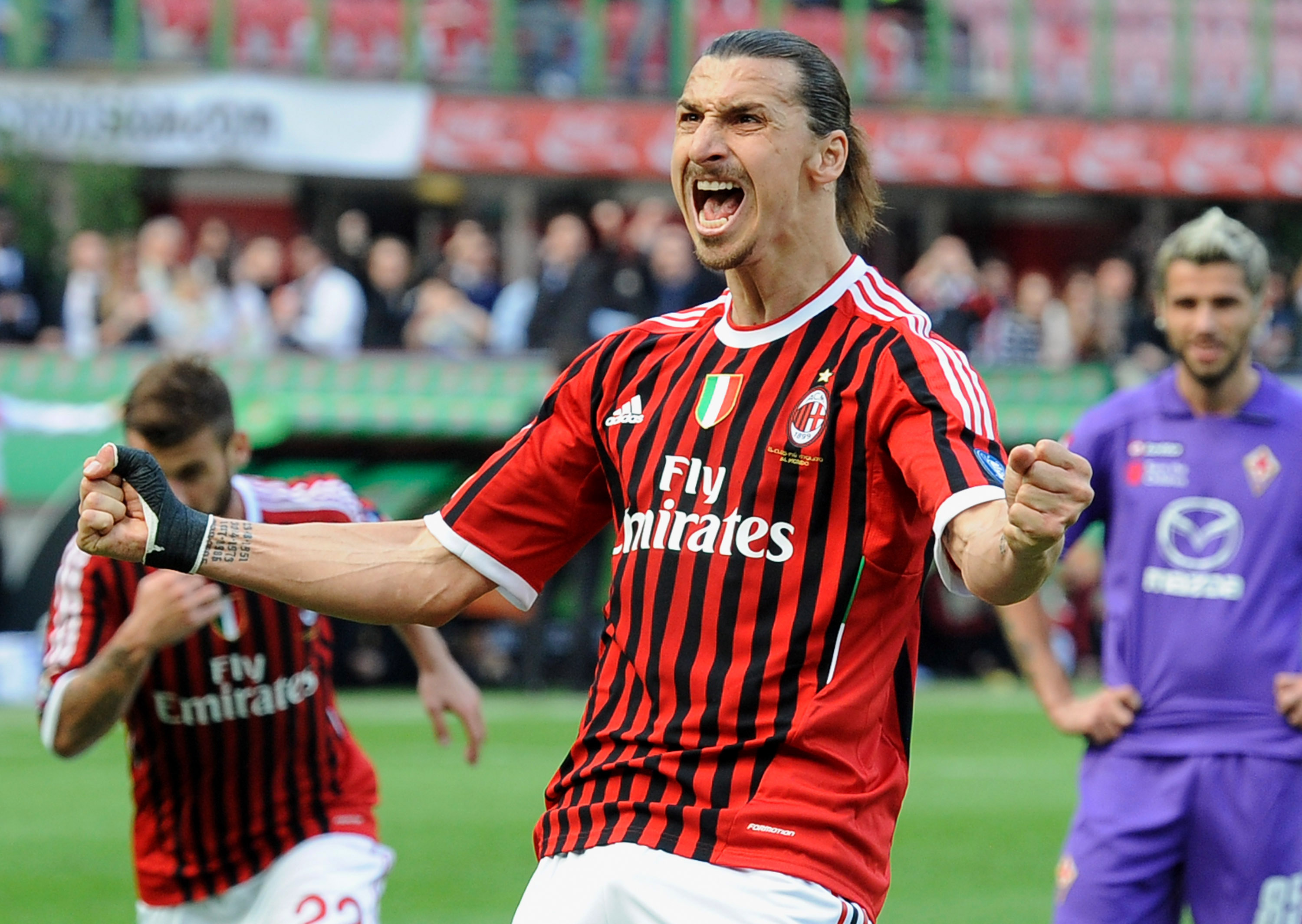 Zlatan må ha jublat när han gjorde matchens första mål. Gästande Fiorentina kom ikapp och gick förbi till en 2-1-seger. Zlatan må ha jublat när han gjorde matchens första mål. Gästande Fiorentina kom ikapp och gick förbi till en 2-1-seger.
