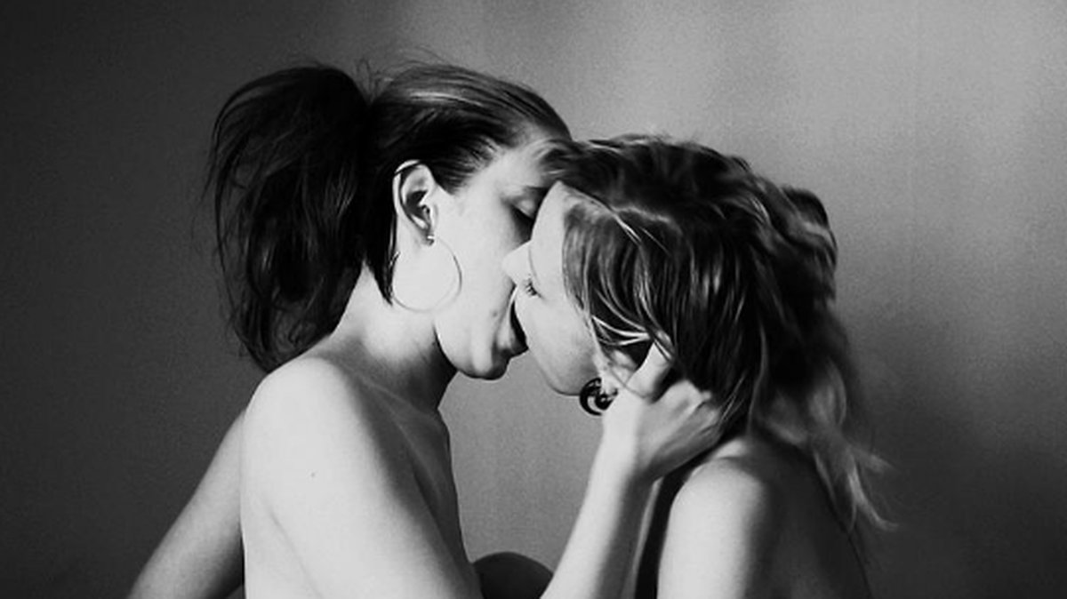 Många bisexuella upplever att de inte tas seriöst av varken hetero- eller homosexuella.