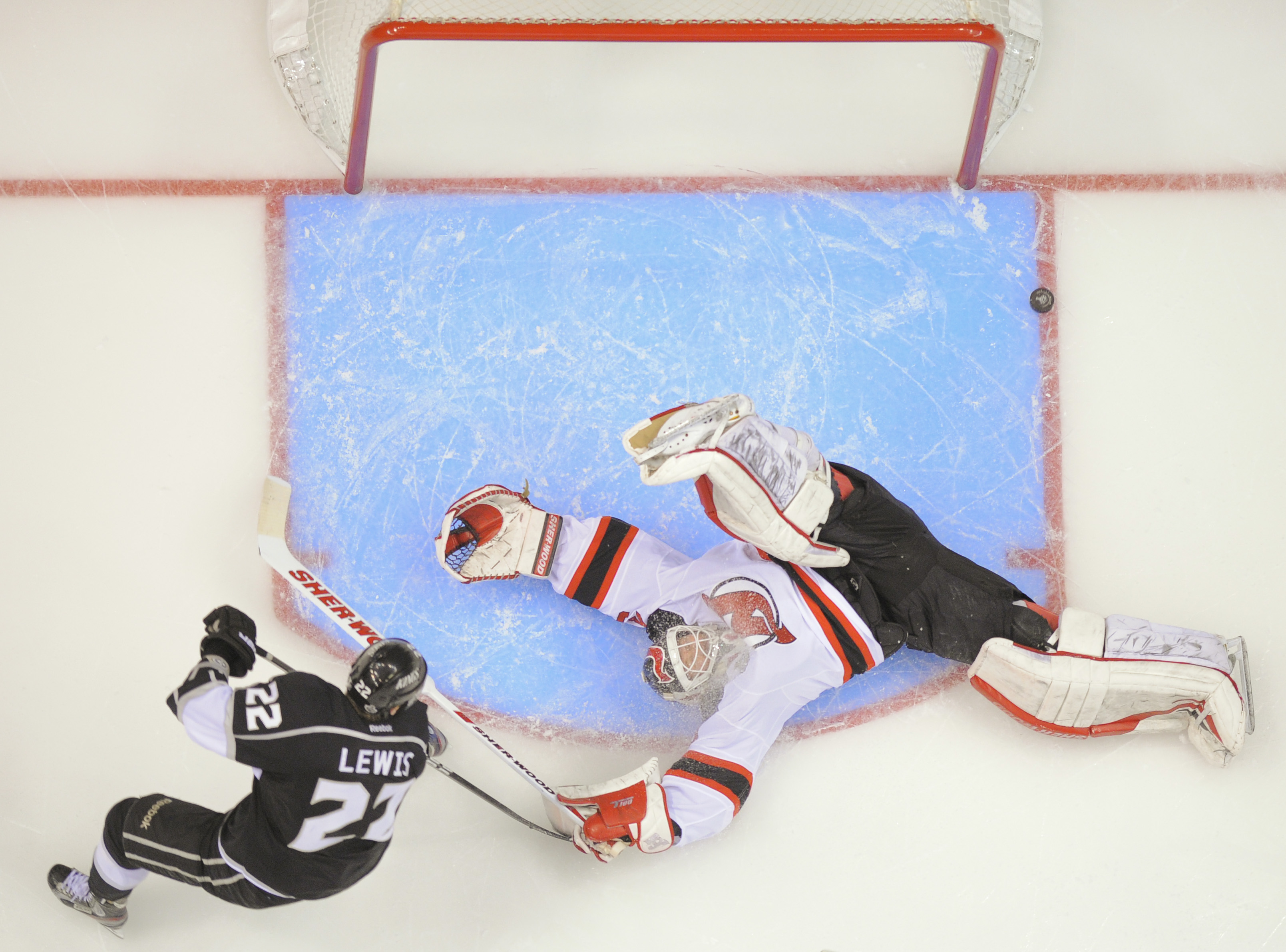 I mål glänste en annan veteran, Martin Brodeur. I mål glänste en annan veteran, Martin Brodeur.