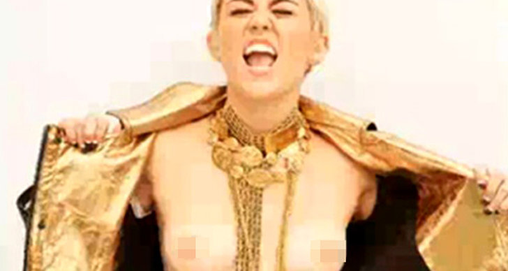 Miley Cyrus, Topless