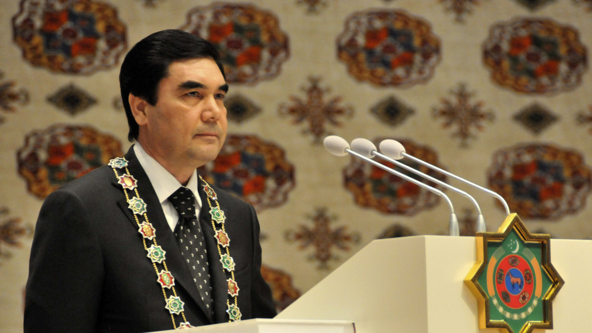 10 (delad). Turkmenistan (17 poäng). President Gurbanguly Berdimuhamedow.