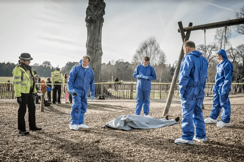Paranoid finns på Netflix från och med 17 november. Paranoid finns på Netflix från och med 17 november.