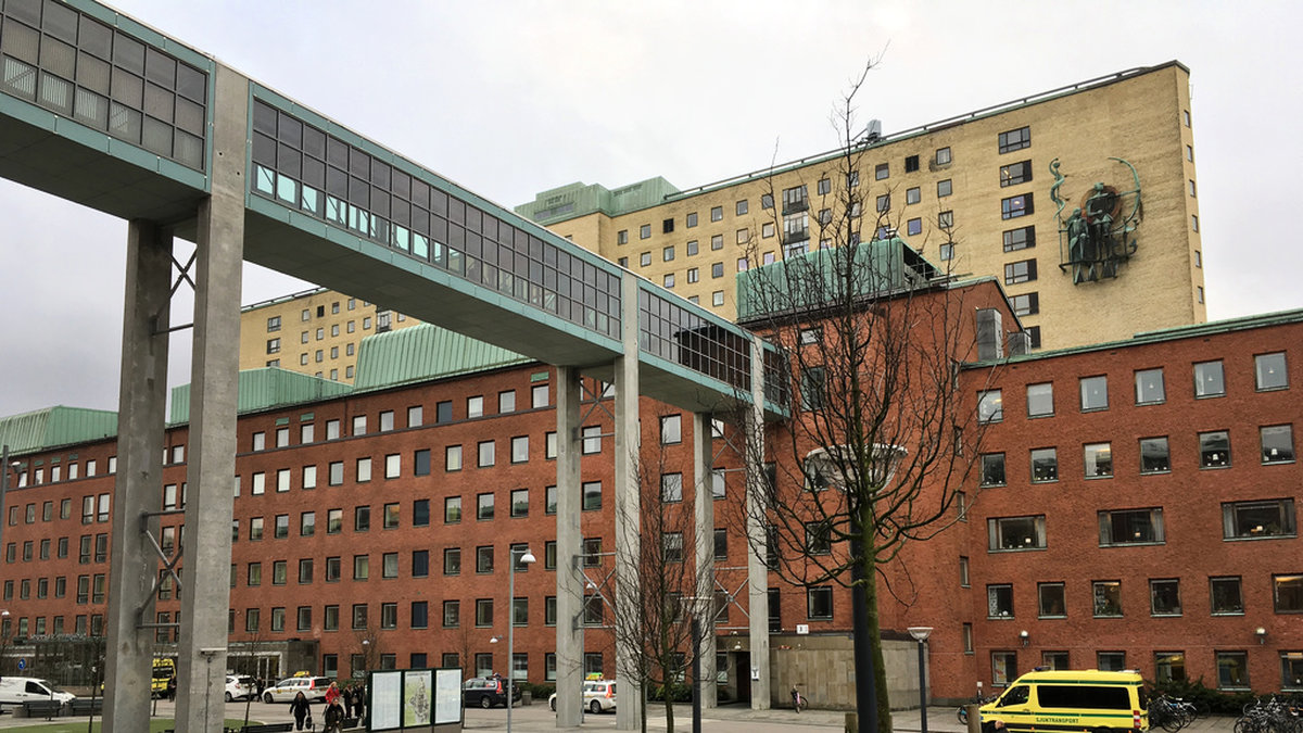 Presstjänsten vid Sahlgrenska Universitetssjukhuset i Göteborg meddelade under söndagen att pojken som skadats i hissolyckan tidigare i veckan har avlidit. Arkivbild.