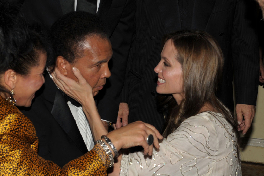 Här tillsammans med legenden Muhammed Ali. Här tillsammans med legenden Muhammed Ali.
