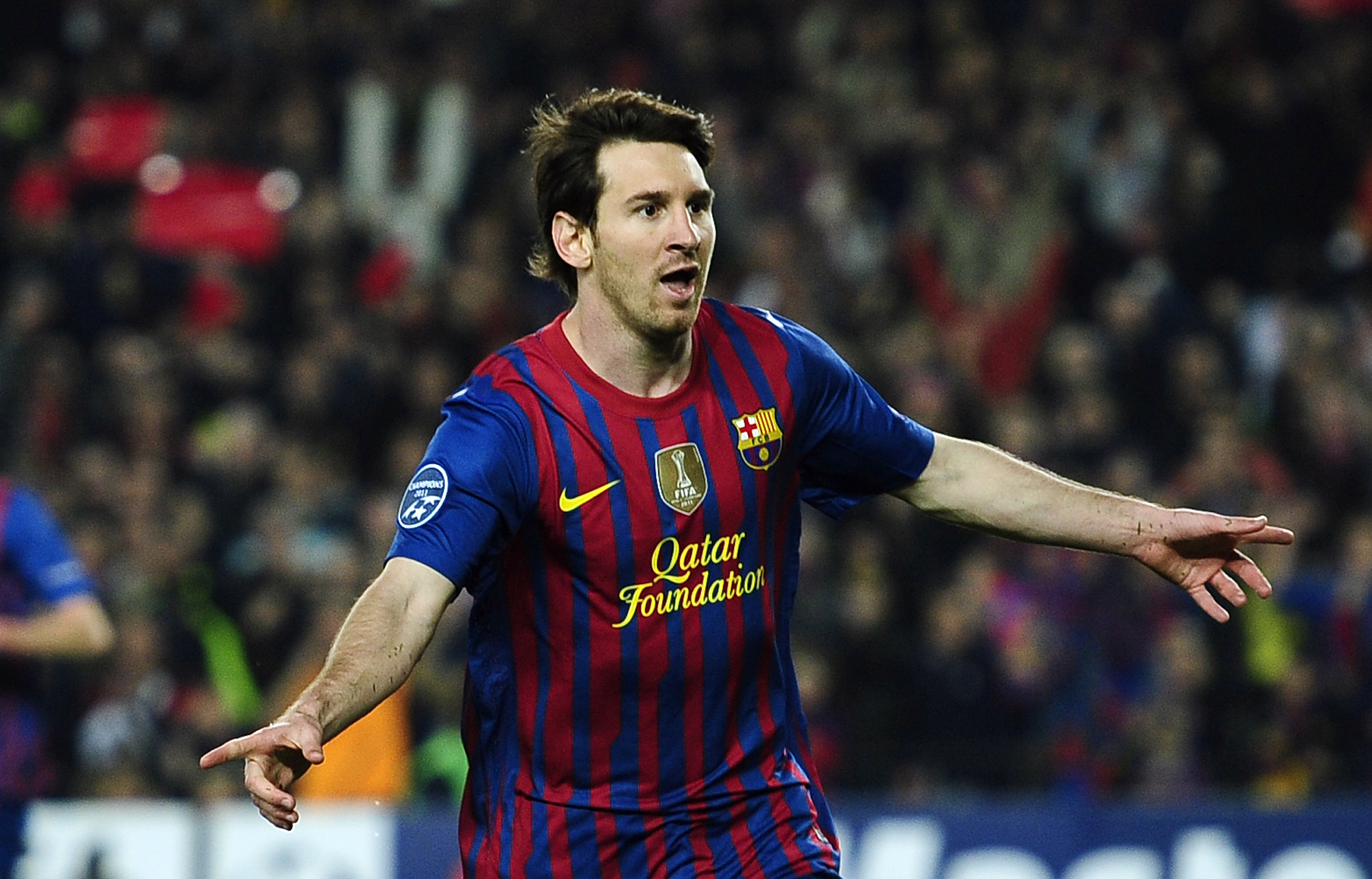 Lionel Messi kommer att lira från start.