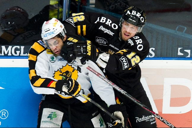 AIK:s JVM-back Patrik Nemeth spelar inte matchen i kväll på grund av fotskada.