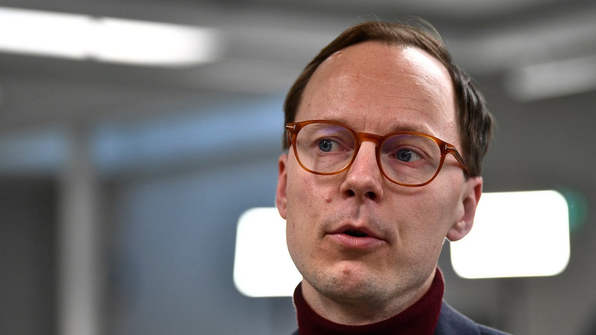 Utbildningsminister Mats Persson (L) är positiv till satsning på yrkeshögskolan. Arkivbild.
