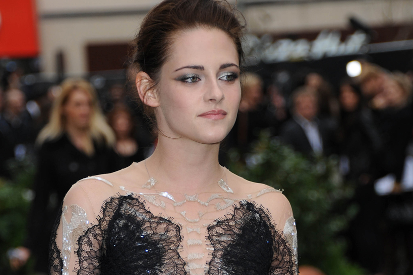 43. Kristen Stewart är endast 22 år men tjänade mer än någon annan skådespelerska det senaste året. Inte minst för sin insats i "Twilight". 43. Kristen Stewart är endast 22 år men tjänade mer än någon annan skådespelerska det senaste året. Inte minst för sin insats i "Twilight".