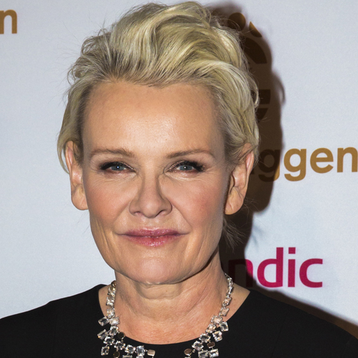 Så ska Eva Dahlgren stoppa Jimmie Åkessons band