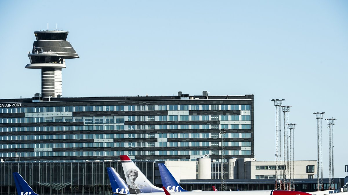 Det var vid halv åttatiden på fredagsmorgonen som en man i 35-årsåldern greps i passkontrollen på Arlanda flygplats.