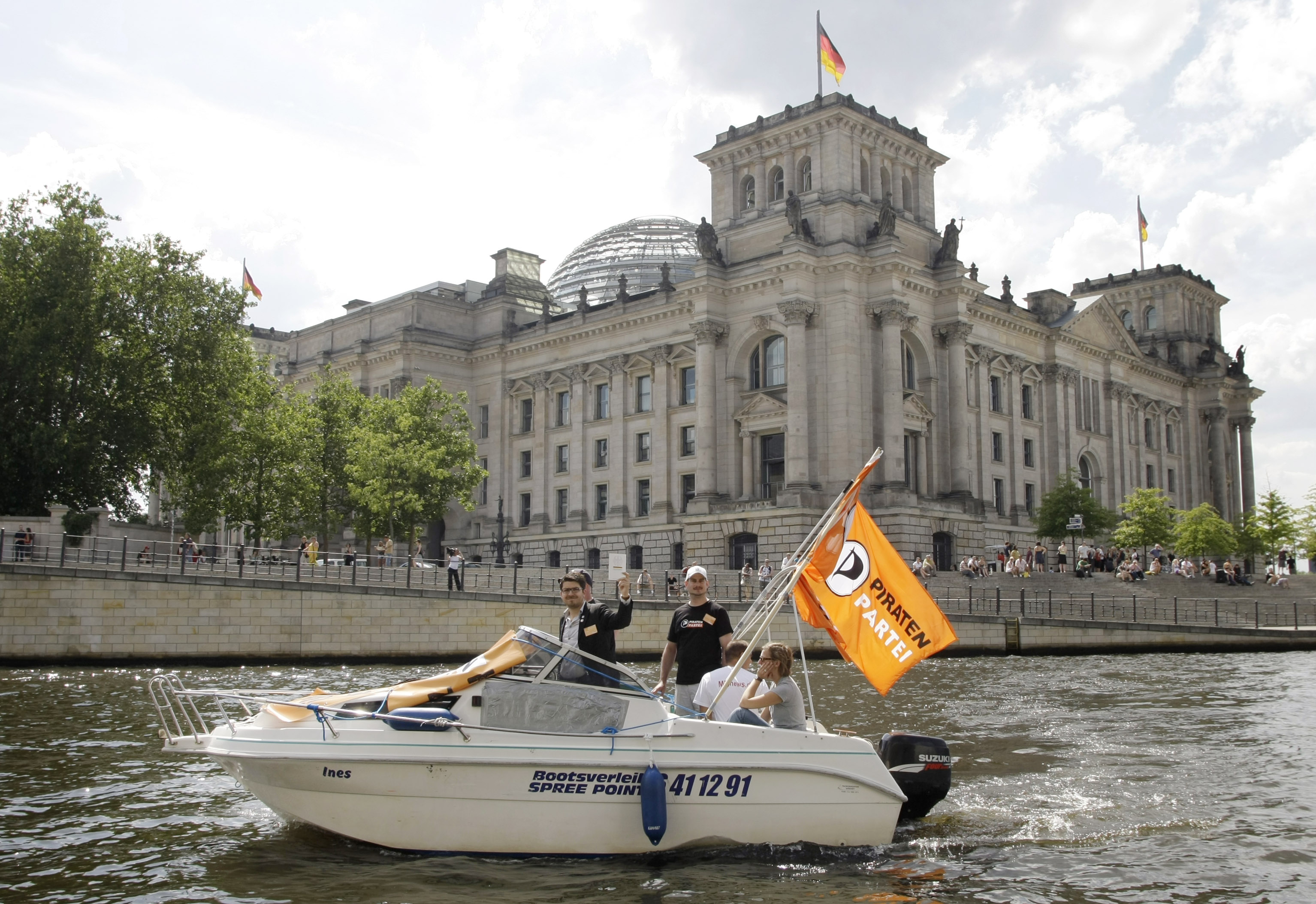 Piratpartiet har seglat fram som ett alternativ för de som är missnöjda med styret i Tyskland.