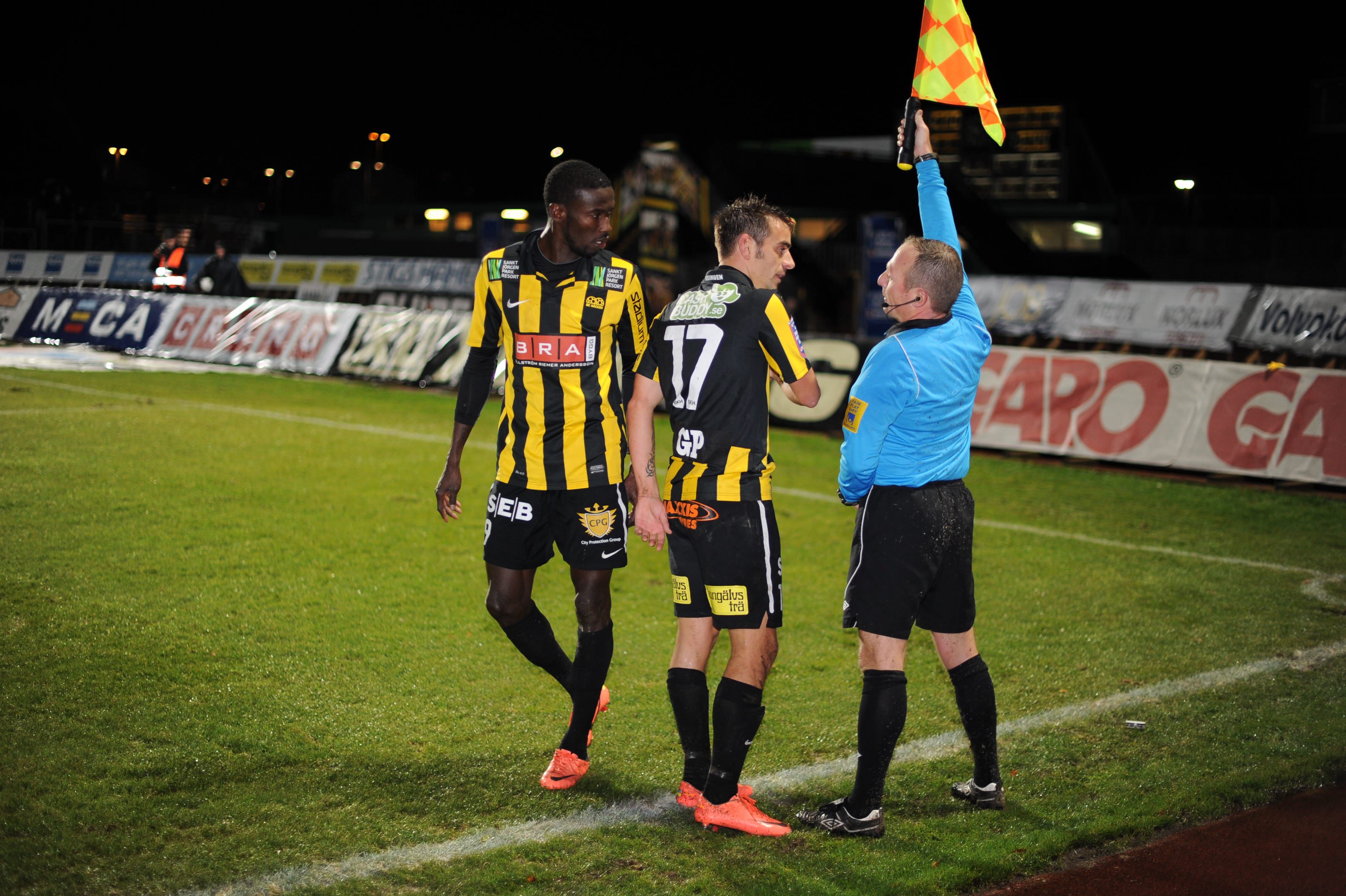 Dioh Williams hade en boll i mål, men blev avvinkad för offside. Dioh Williams hade en boll i mål, men blev avvinkad för offside.