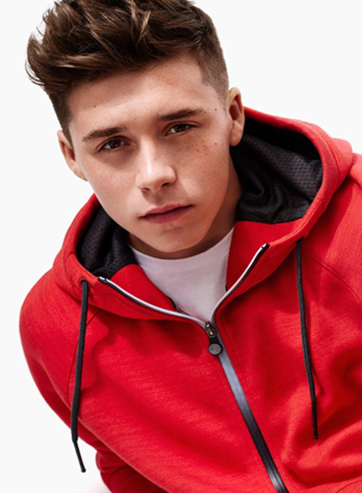 Och Beckhams son Brooklyn är modell för märket Reserved. Och Beckhams son Brooklyn är modell för märket Reserved.