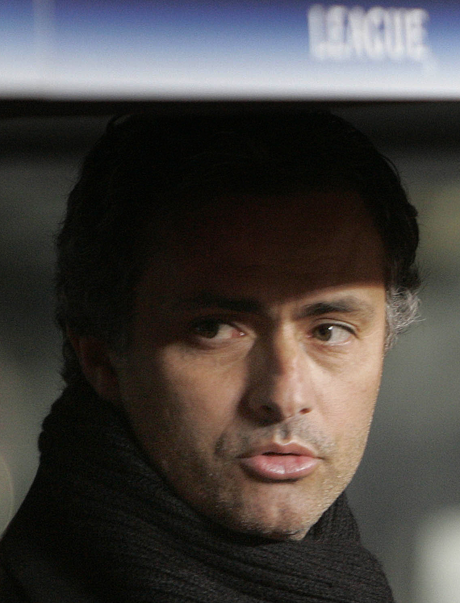 Och när José Mourinho tog över som tränare efter Claudio Ranieri kunde Chelsea utmana Barcelona. 