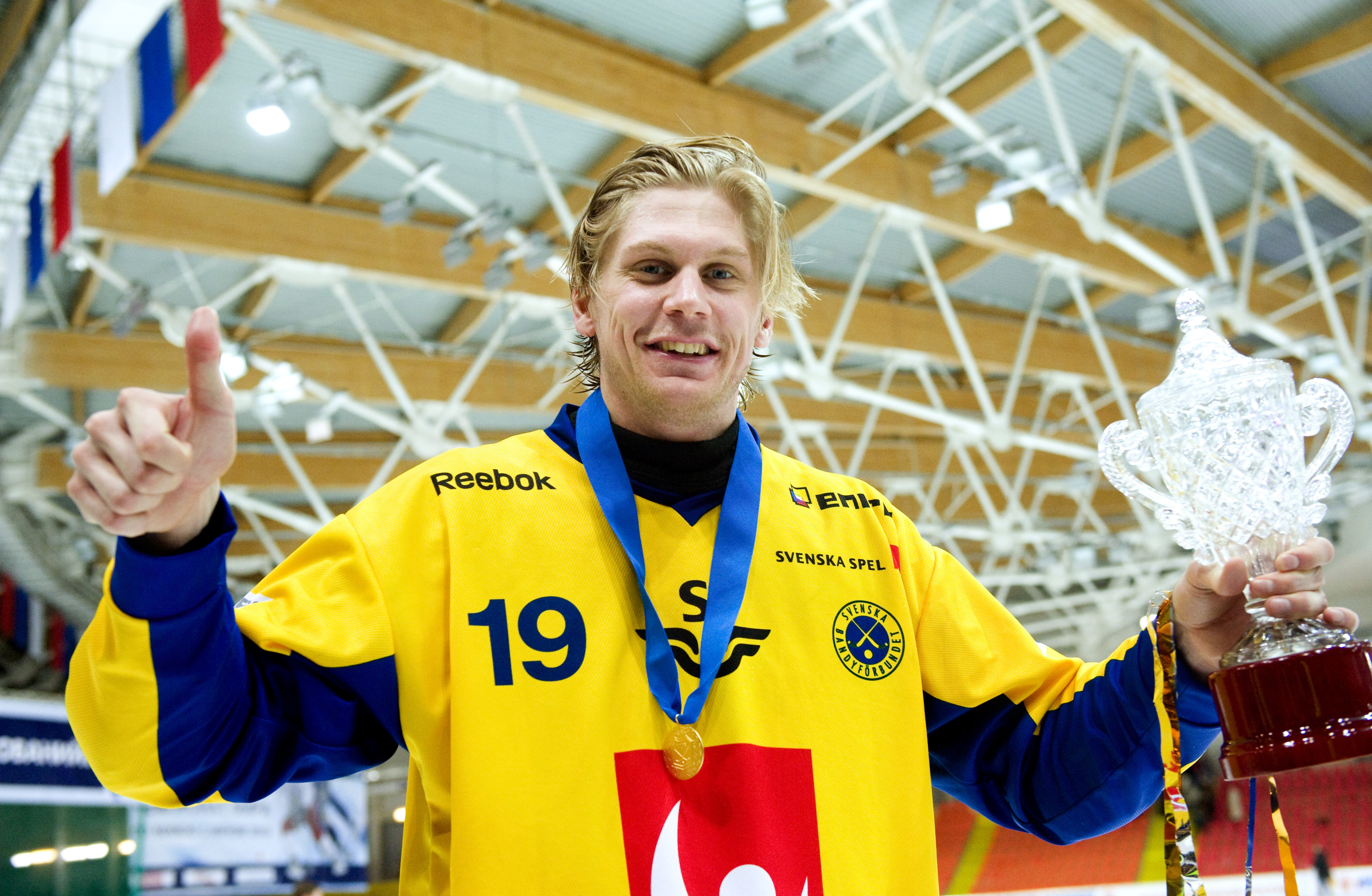 – Vi har varit så jävla bra hela turneringen, säger tremålsskytten Patrik Nilsson, som spelade fram till segermålet, till SVT. Så jävla skönt. Det här är helt sjukt. Vi viker inte ner oss trots att de kvitterar i slutet. Det är lagmoralen som avgör. – Vi har varit så jävla bra hela turneringen, säger tremålsskytten Patrik Nilsson, som spelade fram till segermålet, till SVT. Så jävla skönt. Det här är helt sjukt. Vi viker inte ner oss trots att de kvitterar i slutet. Det är lagmoralen som avgör.
