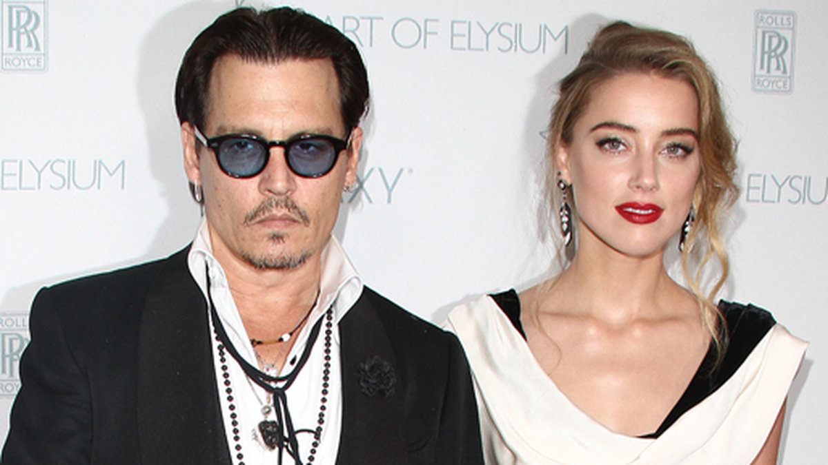 Johnny Depps fru Amber Heard begärde nyligen skilsmässa. 
