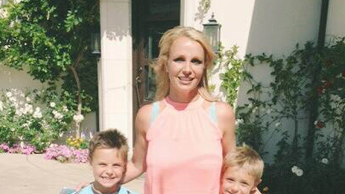 Britney Spears med sina söner.