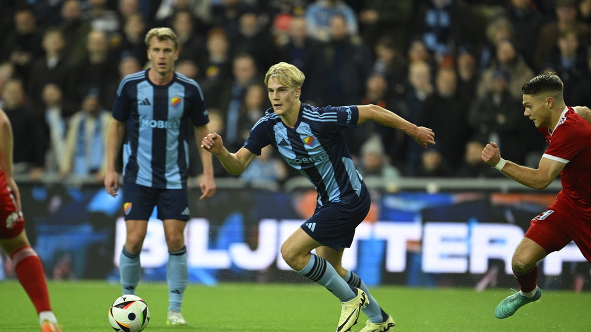 Djurgårdens Lucas Bergvall spelade med självförtroende och assisterade fram Djurgårdens första mål i svenska cupen.